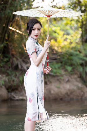 穿越成为金手指