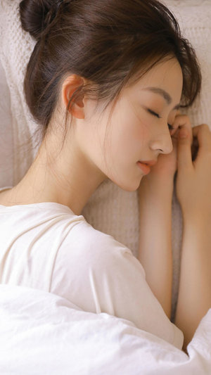 快活似侬