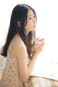 镜中灯火阑珊