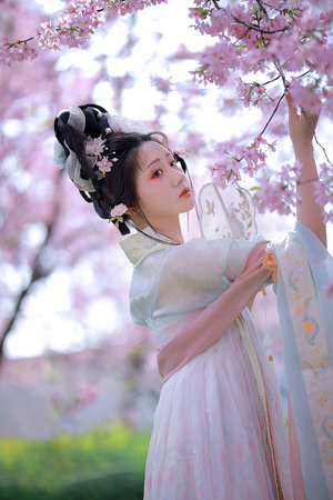 伪白与真黑的交锋